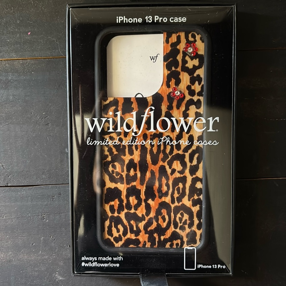Iphone 13Pro wildflower cases